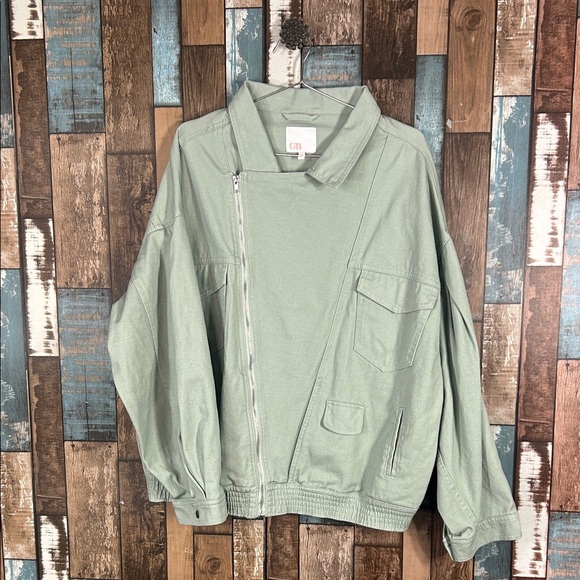 Gianni Bini Jackets & Blazers - Gianni Bini Light Green oversized zip side Jacket